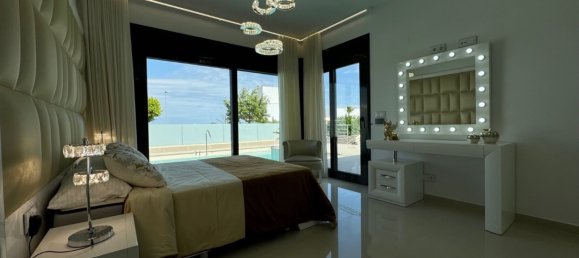 5 bedrooms House in San Miguel de Salinas, Spain No. 134573 38