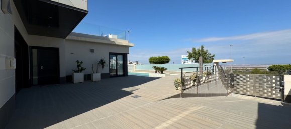 5 bedrooms House in San Miguel de Salinas, Spain No. 134573 29