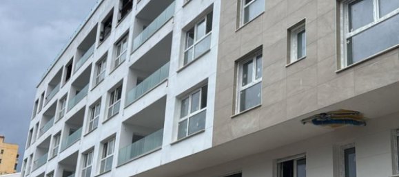 Gewerbliche Immobilie in Estepona, Spain 92m², Nr. 149291 2