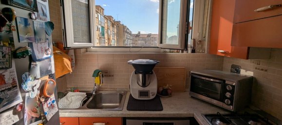 3 Schlafzimmer Wohnung in Turin, Italy, Nr. 323125 8