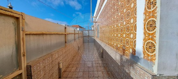 3 bedrooms House in Faro, Portugal No. 18929 2