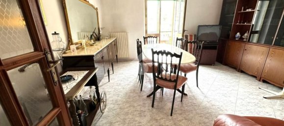 Квартира с 3 комнатами в Фоджа, Италия № 65098 2