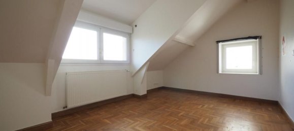 4 bedrooms House in Bois-d'Arcy, France No. 185475 5