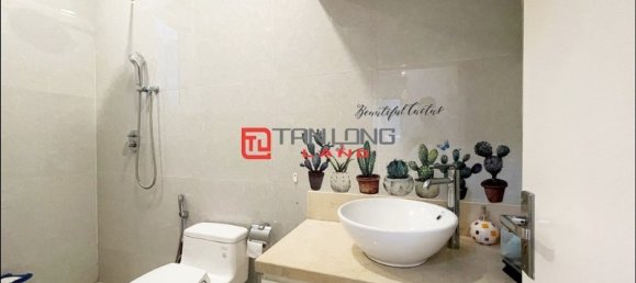 3 bedrooms Villa in Long Bien, Vietnam No. 607 5