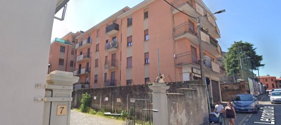 2 rooms Apartment in Varese, Italy No. 99377 3