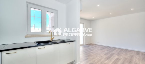 2 bedrooms Townhouse in Quarteira, Portugal No. 344609 8