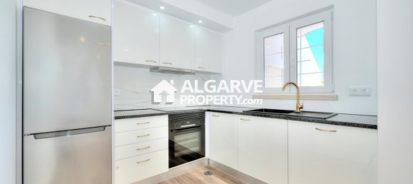 2 bedrooms Townhouse in Quarteira, Portugal No. 344609 3