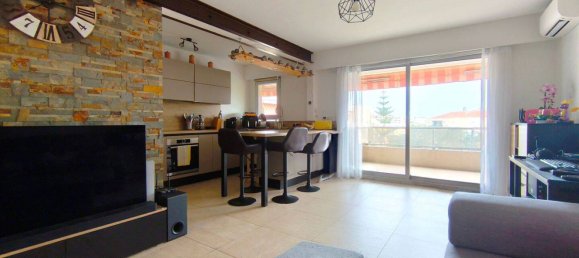 3 bedrooms Apartment in Cagnes-sur-Mer, France No. 328367 3