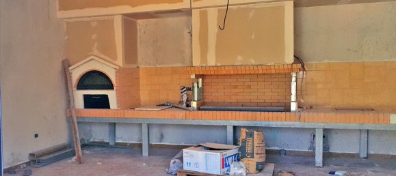 4 bedrooms Villa in Loutraki, Greece No. 6983 12