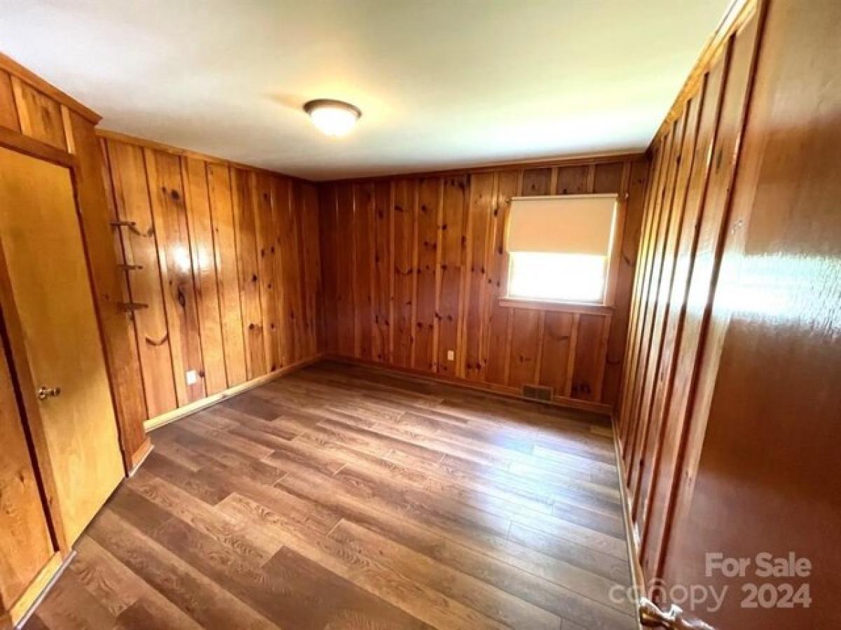 3 bedrooms House in Waynesville, USA No. 395169