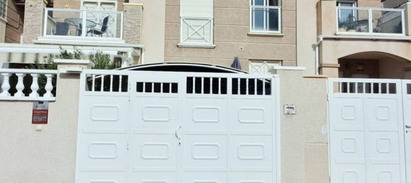 2 Schlafzimmer Villa in Torrevieja, Spain, Nr. 178160 5