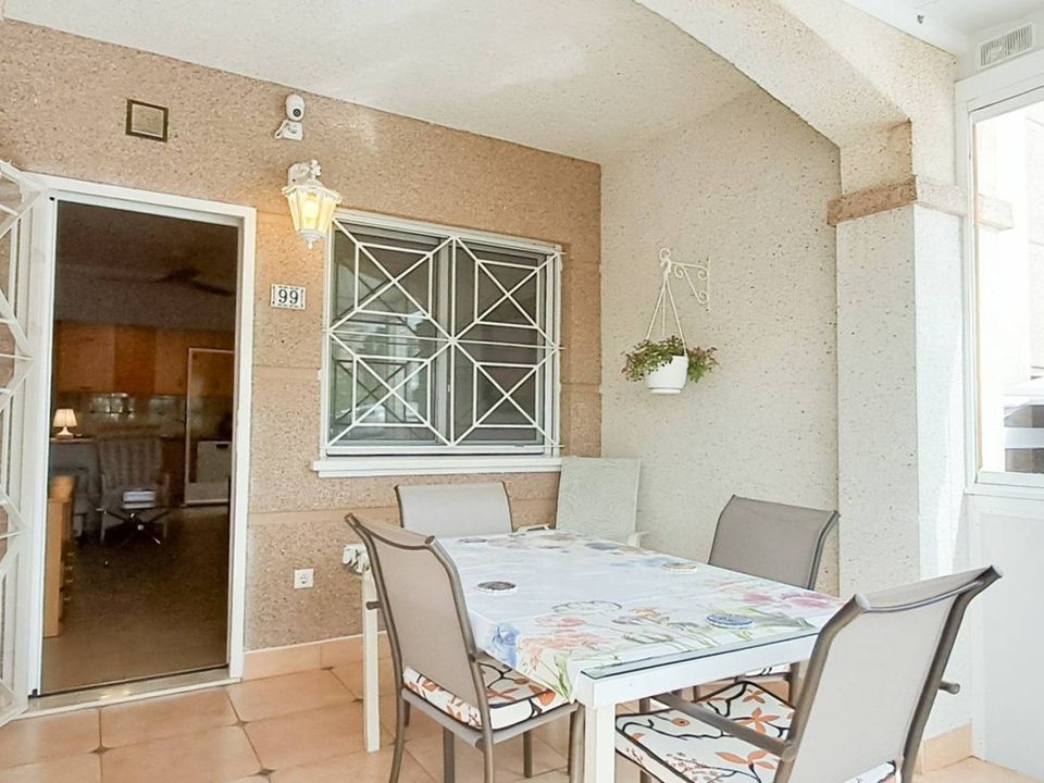 2 Schlafzimmer Villa in Torrevieja, Spain, Nr. 178160