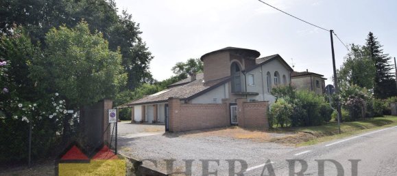 10-salle Villa à Argenta, Italy No. 132583 34