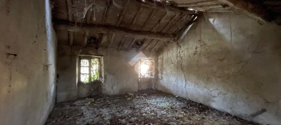 6 rooms House in Cornale e Bastida, Italy No. 158003 2