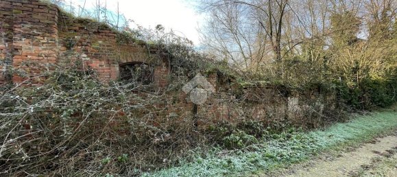 6 rooms House in Cornale e Bastida, Italy No. 158003 13