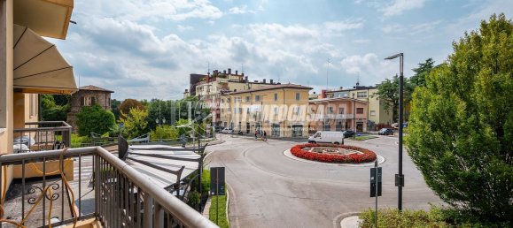 Квартира с 4 спальнями в Виньола, Италия № 327430 6