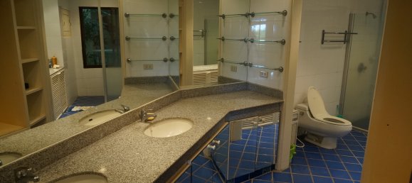 2 bedrooms Condo in Pattaya, Thailand No. 3728 2