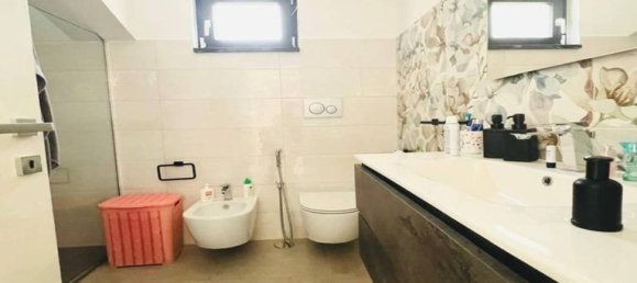 4 bedrooms Villa in Giugliano in Campania, Italy No. 266782 15