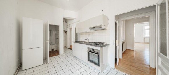 Квартира с 4 комнатами в Вена, Австрия № 241291 6