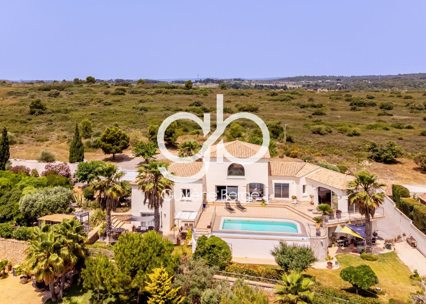 6 غرف نوم فيلا في Occitanie, France رقم 298282