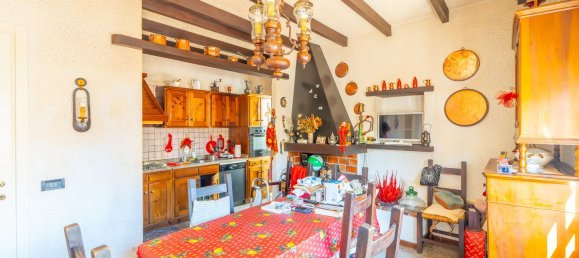 4 bedrooms Apartment in Imperia, Italy No. 339896 9