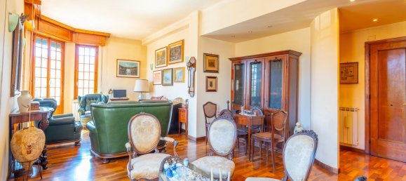 4 bedrooms Apartment in Imperia, Italy No. 339896 7