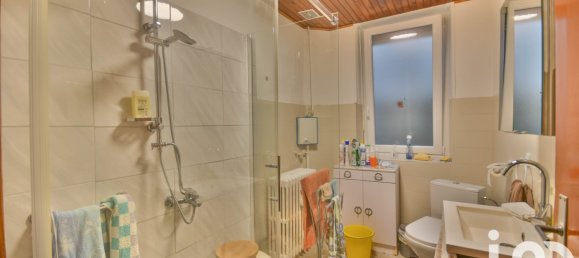 3 bedrooms House in Algrange, France No. 213621 8