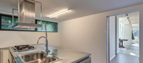 8-salle Villa à Blevio, Italy No. 104979 15