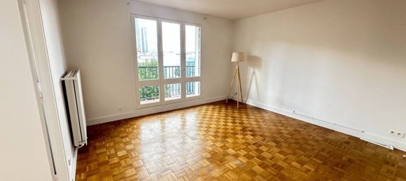 3 chambres Appartement à Puteaux, France No. 322472 2