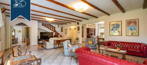 Вилла с 5 спальнями в Лезмо, Италия № 373683 3