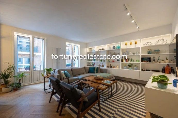 Apartamento T2 em Madrid, Spain N.º 99711