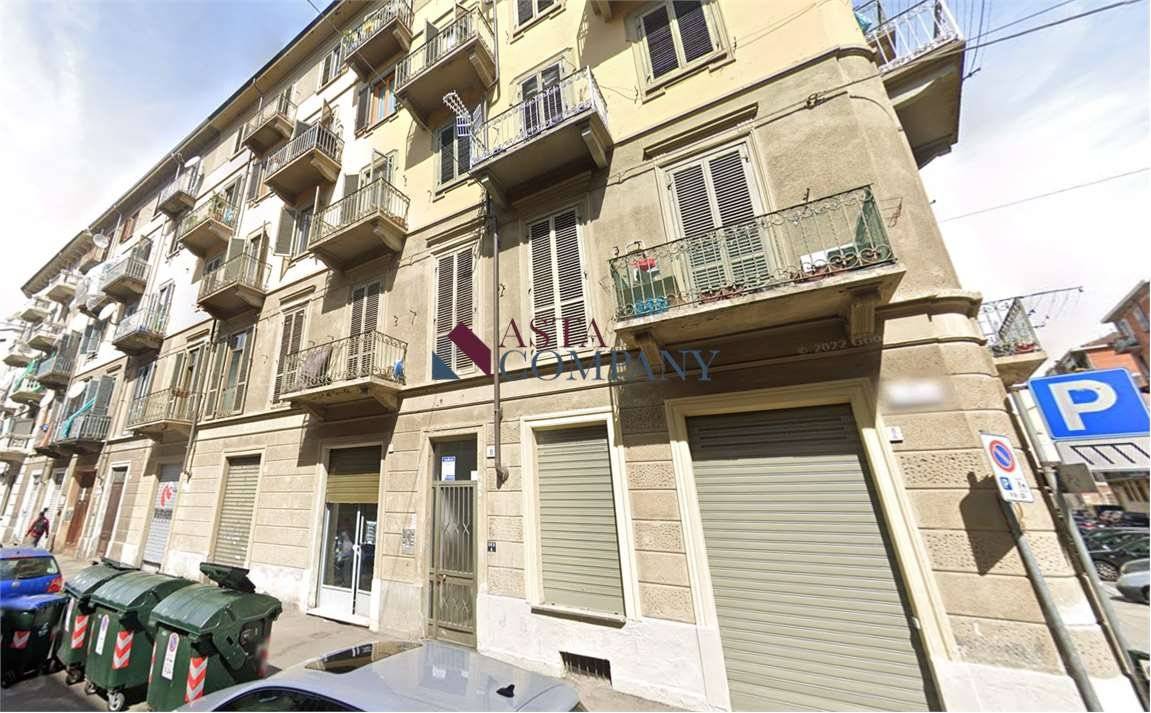 1 bedroom Apartment in Turin, Italy No. 58933