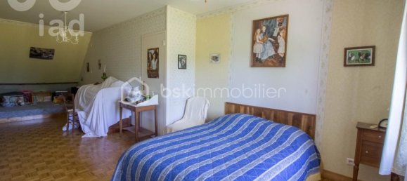 5 bedrooms House in Coullons, France No. 84383 12