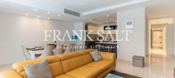 3 bedrooms Apartment in Saint Julian's, Malta No. 7684 4