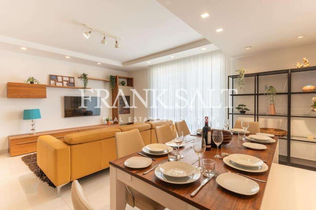 3 bedrooms Apartment in Saint Julian's, Malta No. 7684