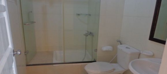 Apartamento de 3 dormitorios en Tay Ho, Vietnam No. 6053 7
