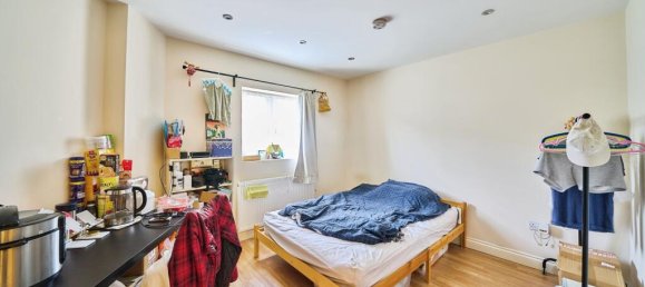 6 Schlafzimmer Gewerbliche Immobilie in Ilford, United Kingdom, Nr. 10399 20