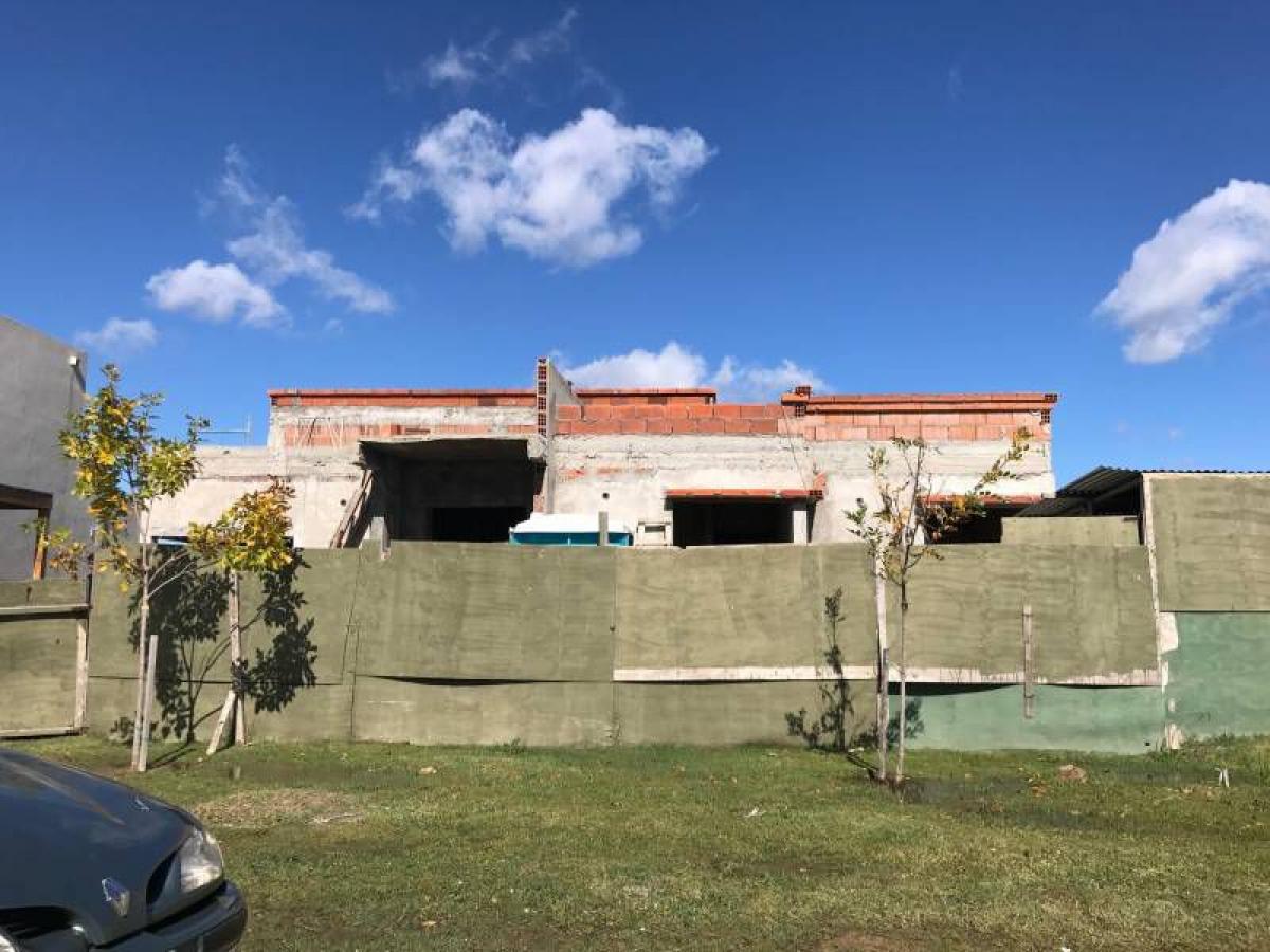 3 bedrooms House in Tigre, Argentina No. 21439