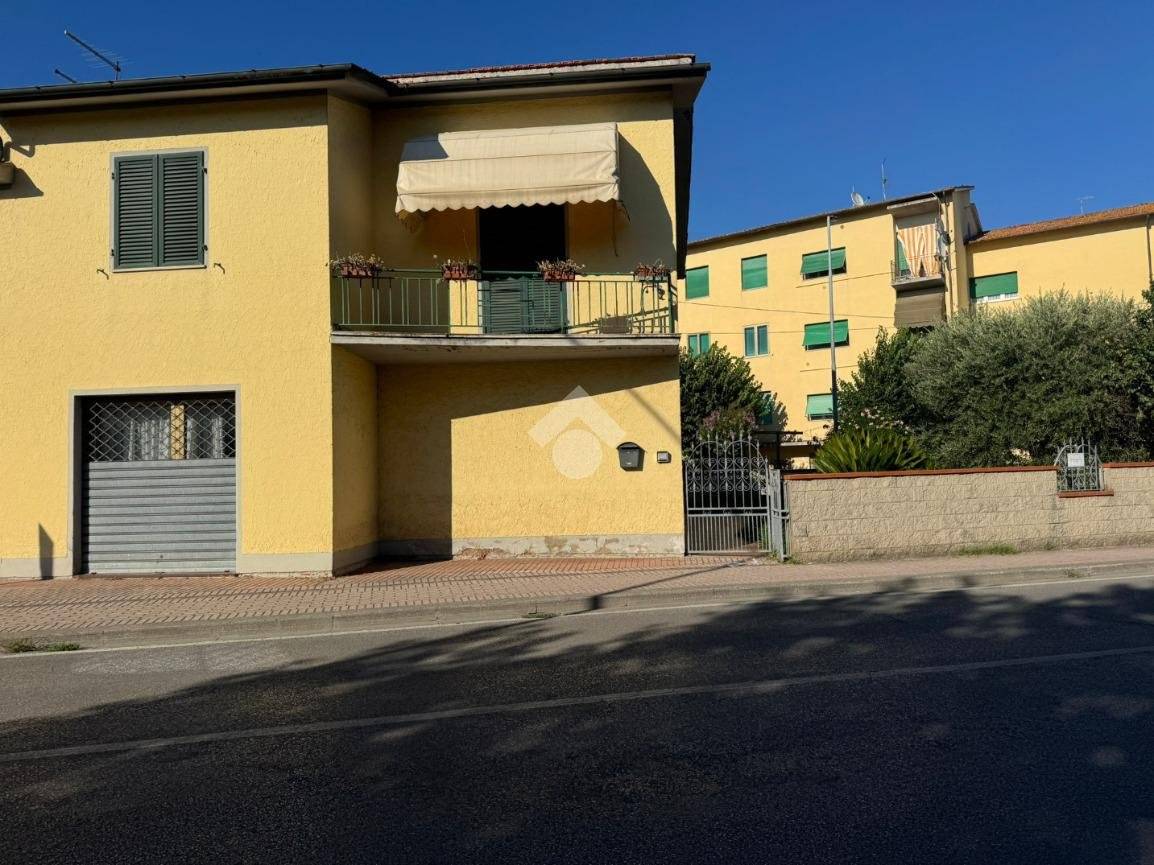 Casa T3 em Ponte Buggianese, Italy N.º 352880