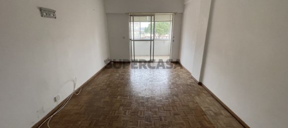 2 chambres Appartement à Odivelas, Portugal No. 159238 2