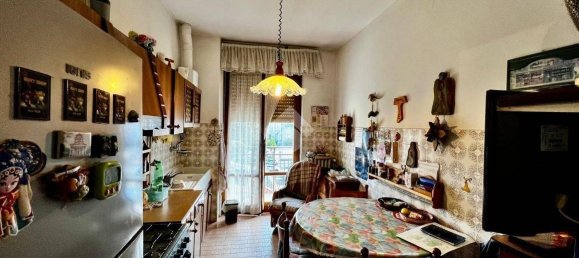 Apartamento T3 em Varese, Italy N.º 360850 8