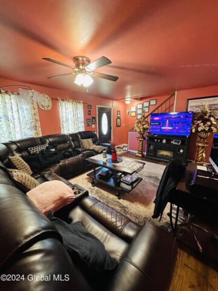 3 bedrooms House in Schenectady, USA No. 390334