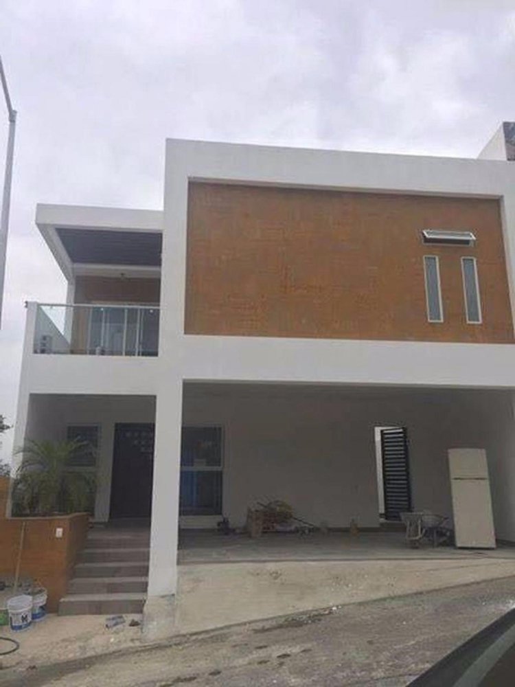 3 bedrooms House in Nuevo Leon, Mexico No. 168608