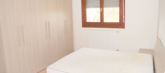 4 Schlafzimmer Wohnung in Concordia sulla Secchia, Italy, Nr. 363910 8