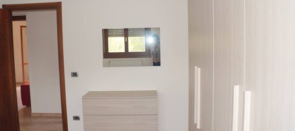 4 Schlafzimmer Wohnung in Concordia sulla Secchia, Italy, Nr. 363910 10