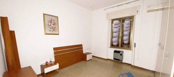 4 rooms Apartment in Terni, Italy No. 74295 11