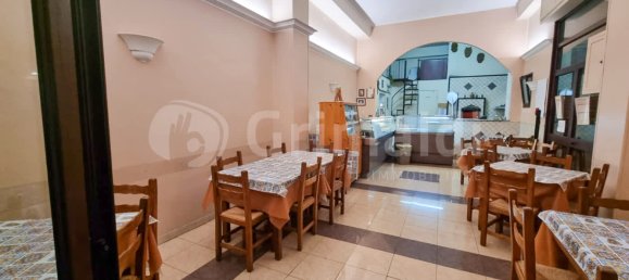 2 rooms Commercial property in Syracuse, Italy No. 329375 2