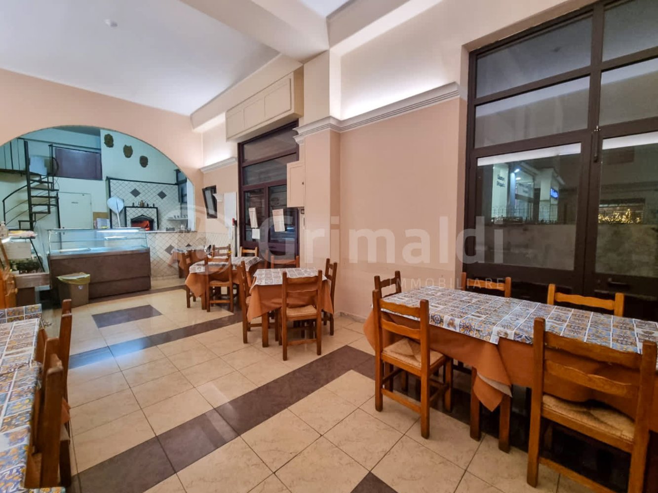 2 rooms Commercial property in Syracuse, Italy No. 329375