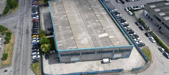 5غرفة مستودع في Leno, Italy رقم 90101 19