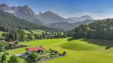 4 bedrooms Villa in Saalfelden am Steinernen Meer, Austria No. 170297